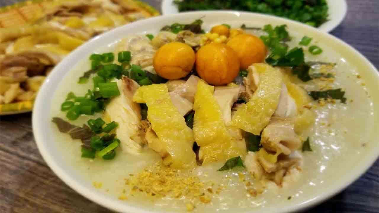 Cháo gà Huế